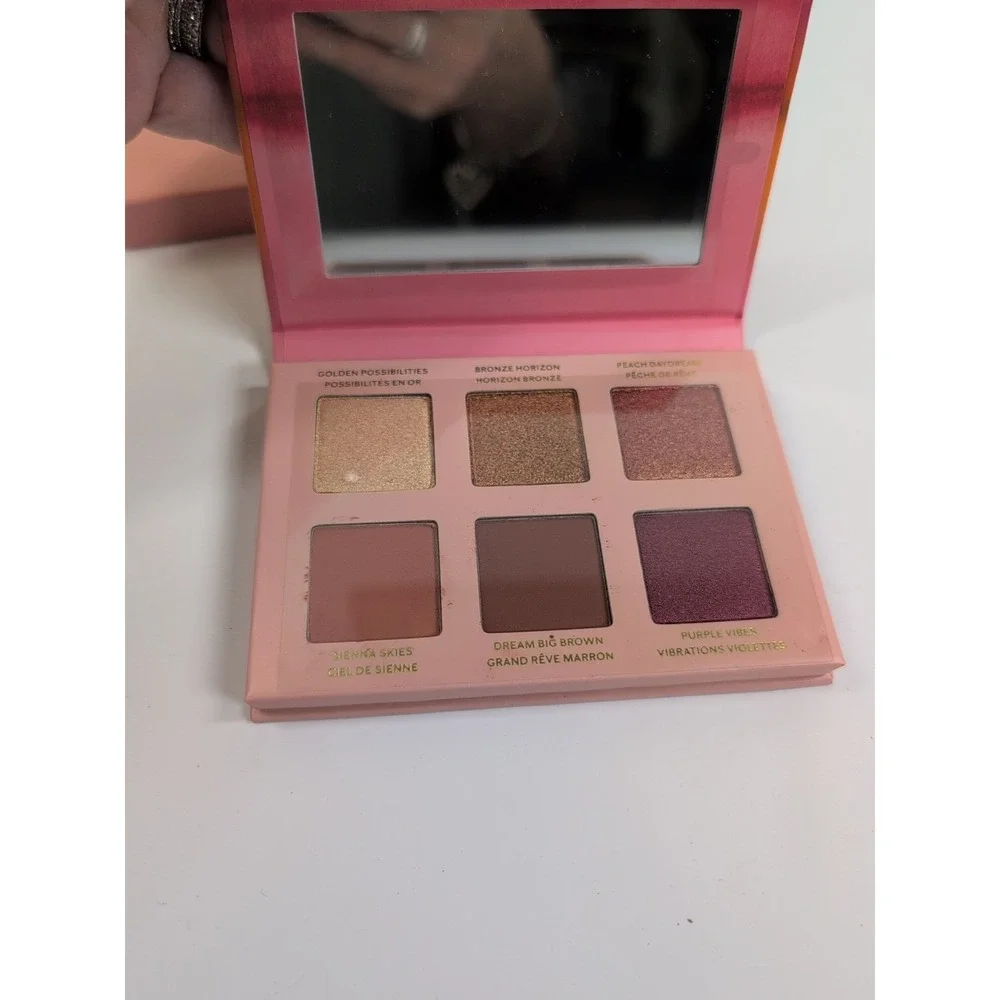 Mary Kay Limited Edition Warm Hues‎ Eye Shadow Palette - New in Box